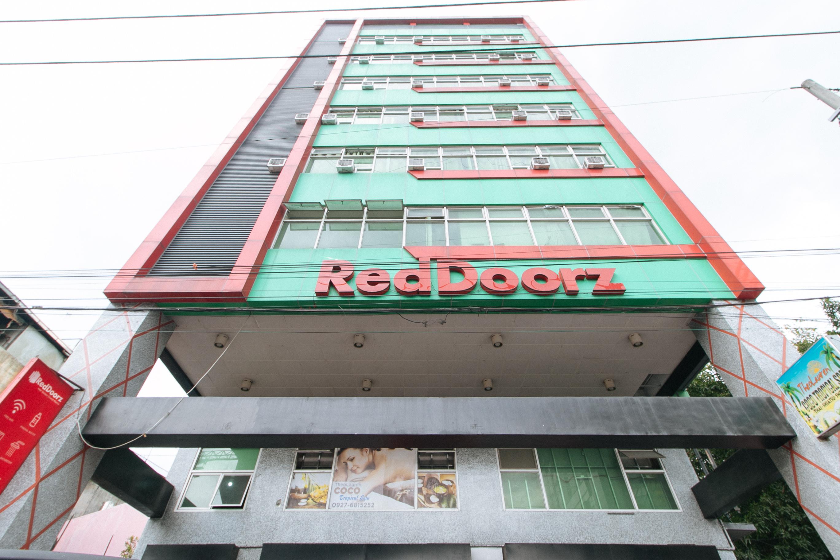 Reddoorz Near Quiapo Church Manila Kültér fotó